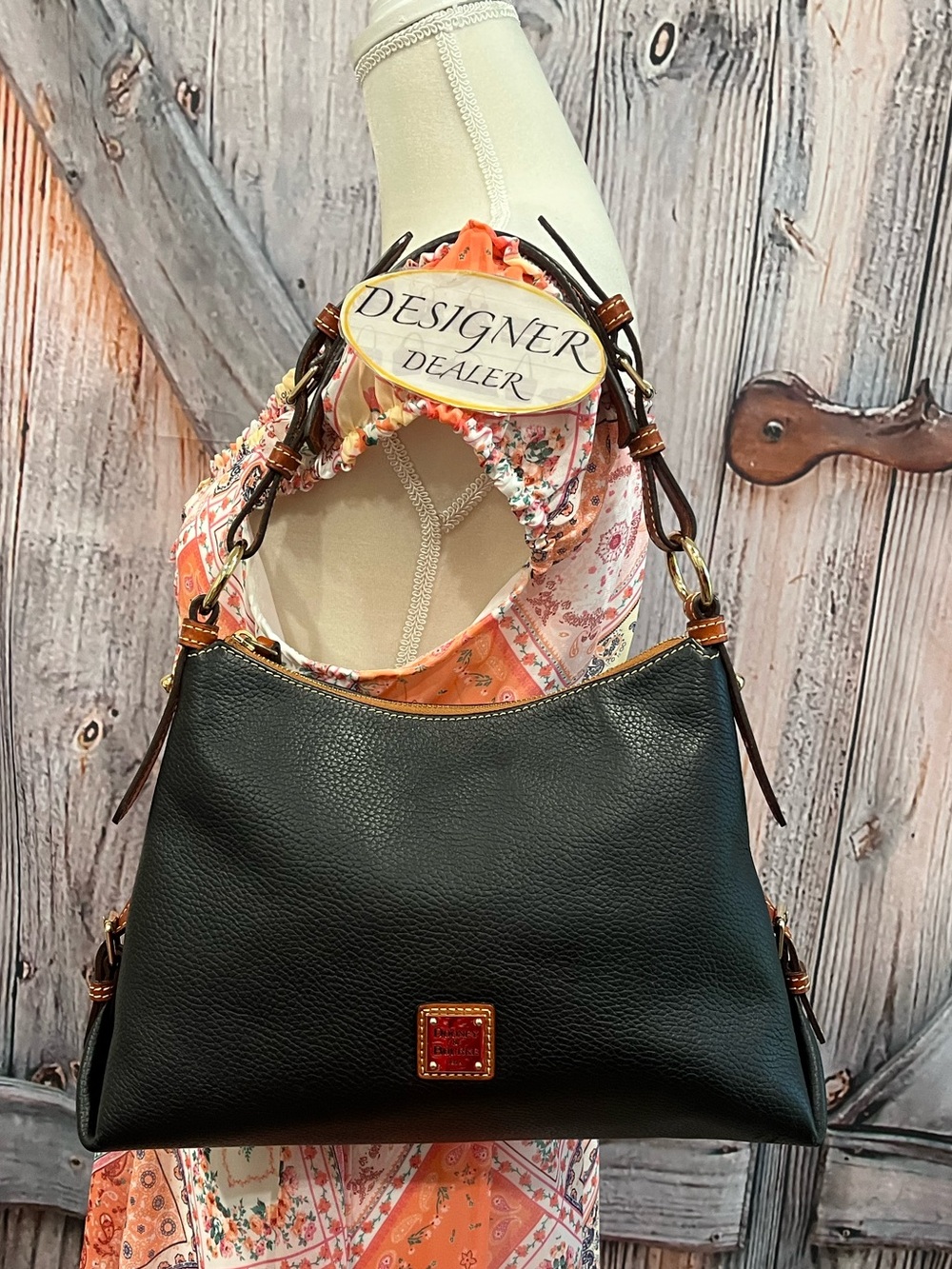 Dooney & BOURKE Pebbled Leather Hobo Shoulder Bag Black With Brown Trim - Picture 2 of 12